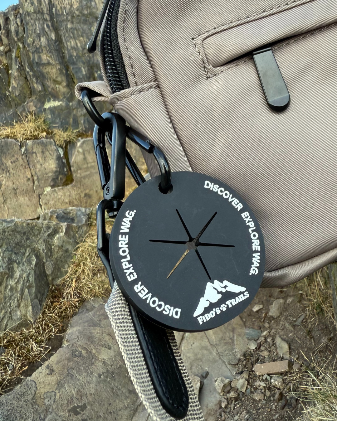 Fido’s Trails Poo Bag Tag -Black