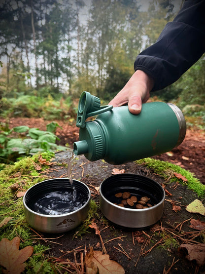 Fido's Trails 3-in-1 Water Bottle with Detachable Bowls – For Dogs & Owners, 1 Litre Forest Green