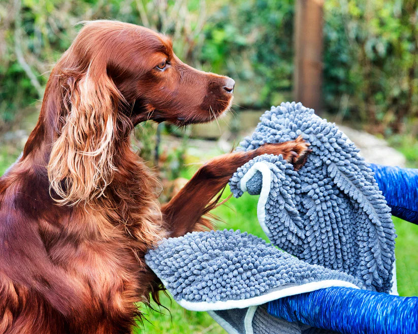 Henry Wag Microfibre Noodle Glove Towel | Dog Drying & Grooming Mitt